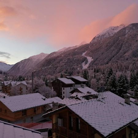 Chalet Monterosa เกรสโซเนย์-เซนต์-ฌอน ภายนอก รูปภาพ
